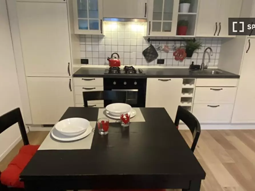 Immagine 15 di Appartamento in affitto  in Via Altaguardia a Milano