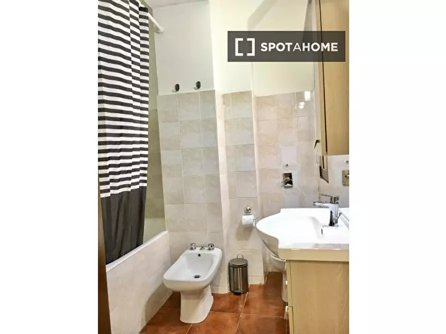 Immagine 6 di Camera condivisa in affitto  in Via Luigi Mercantini a Milano