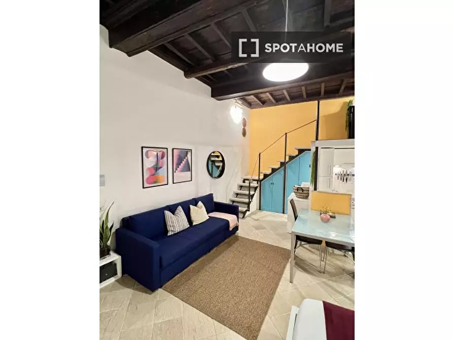 Immagine 1 di Ufficio in affitto  in Via della Vetrina a Roma