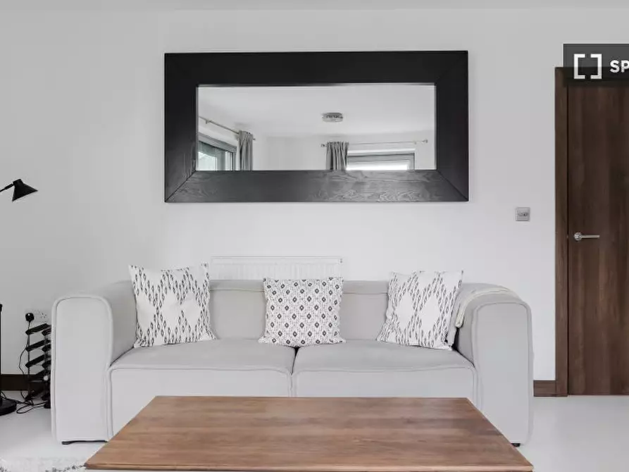 Immagine 5 di Appartamento in affitto  in Bridges Court Road a Wandsworth