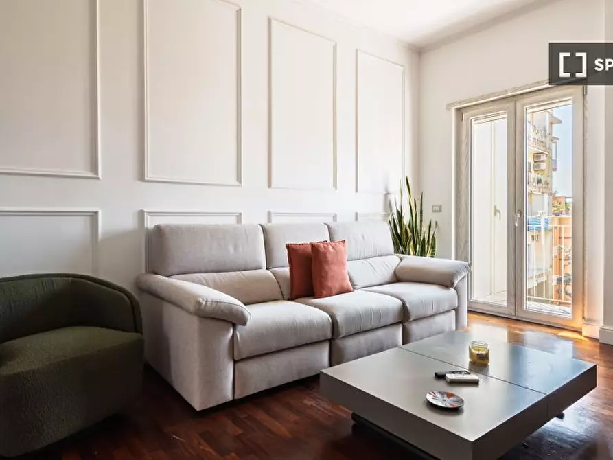 Immagine 6 di Appartamento in affitto  in Via Domenico Fontana a Napoli