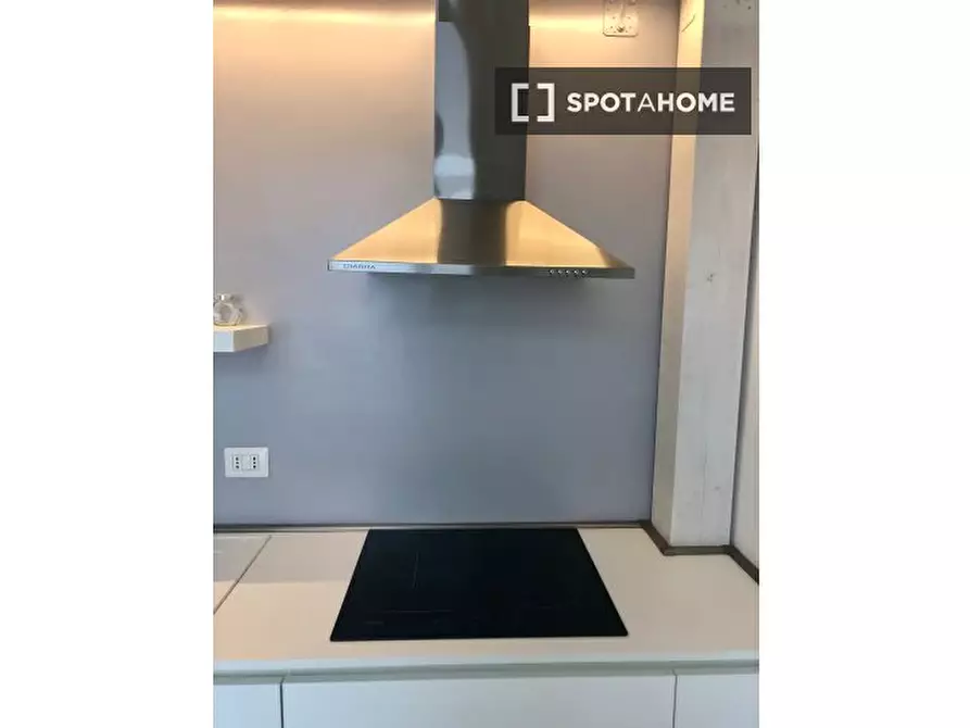 Immagine 14 di Appartamento in affitto  in Via di S. Giovanni in Laterano a Roma