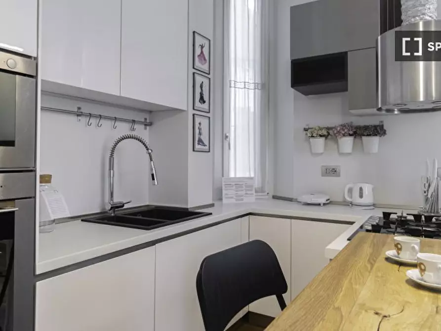 Immagine 9 di Appartamento in affitto  in Viale Nazario Sauro a Milano