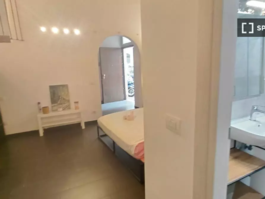 Immagine 11 di Ufficio in affitto  in Vicolo dei Modelli a Roma