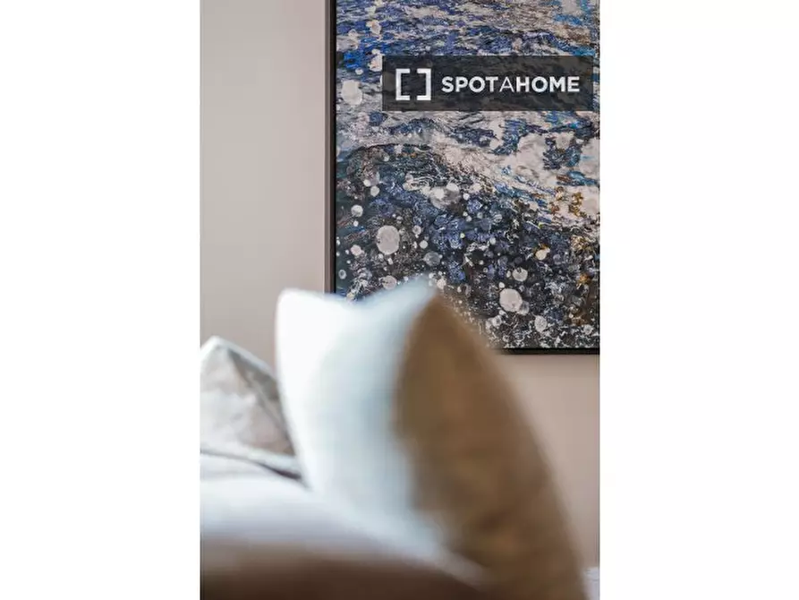 Immagine 9 di Appartamento in affitto  in Via Bonaventura Zumbini a Milano