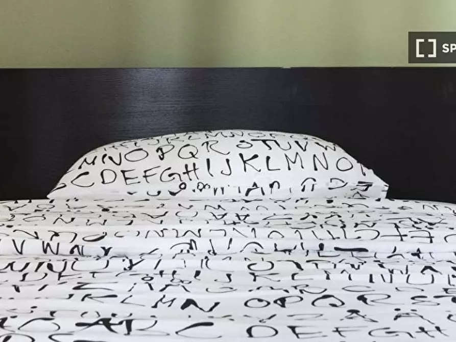 Immagine 1 di Camera condivisa in affitto  in Viale Abruzzi a Milano