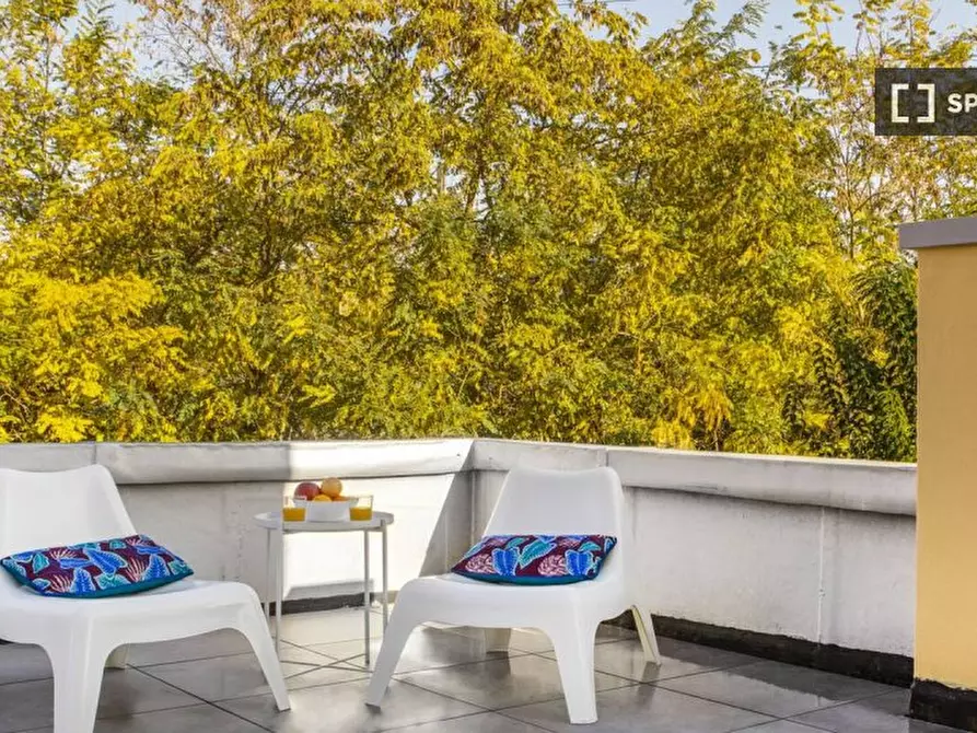 Immagine 11 di Appartamento in affitto  in Via Giuseppe Massarenti a Bologna