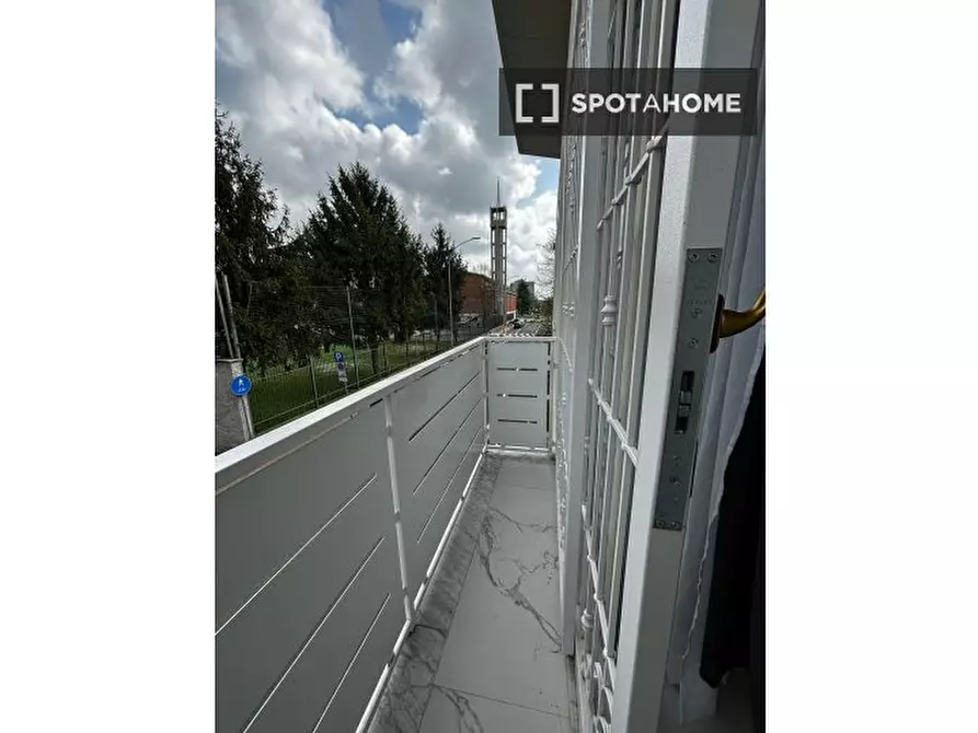 Immagine 10 di Camera condivisa in affitto  in Via Mario Greppi a San Donato Milanese