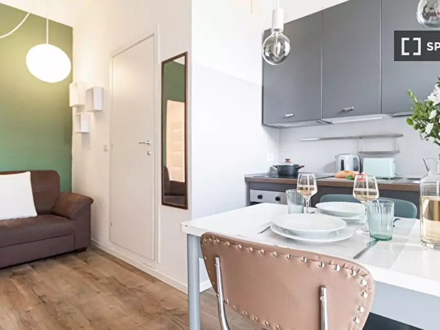 Immagine 1 di Ufficio in affitto  in Via Cola Montano a Milano