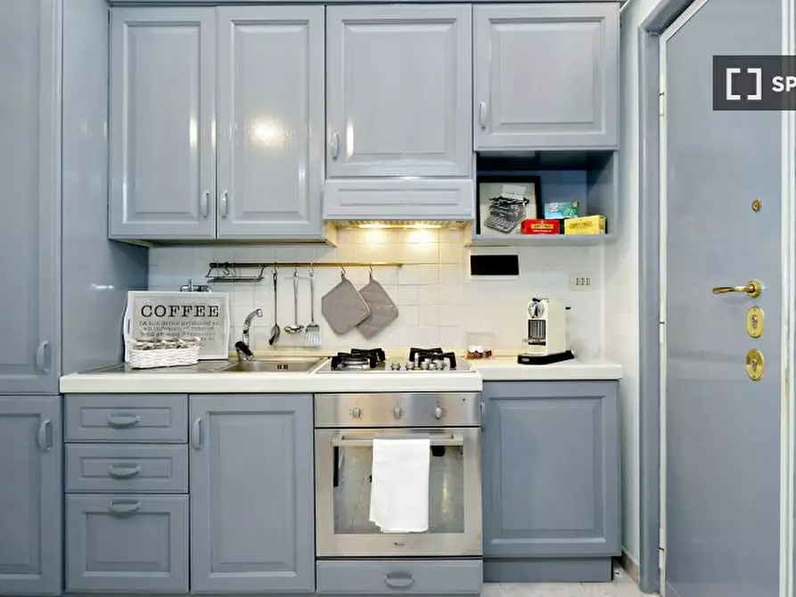 Immagine 11 di Appartamento in affitto  in Via Laura Mantegazza a Roma