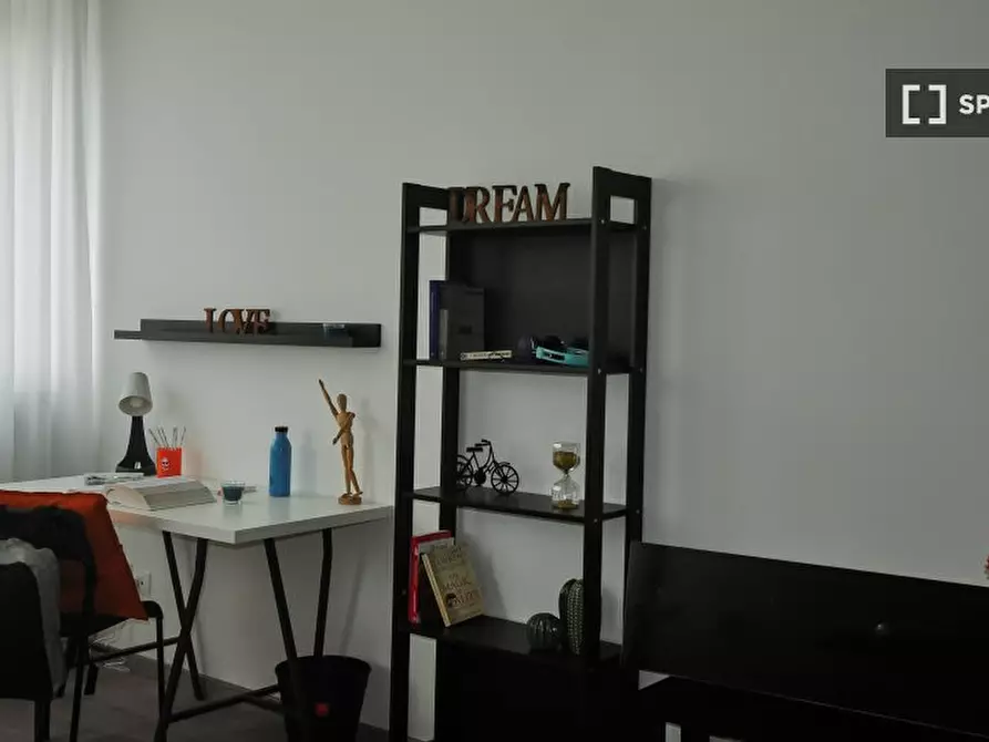 Immagine 3 di Camera condivisa in affitto  in Corso Massimo d'Azeglio n. Scala H a Torino