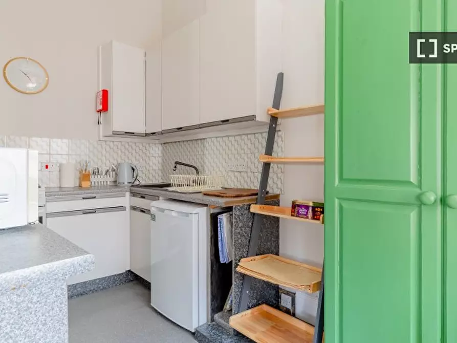 Immagine 7 di Appartamento in affitto  in flat a Kensington