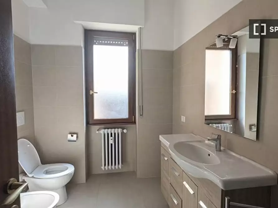 Immagine 6 di Camera condivisa in affitto  in Via Valsugana a Milano