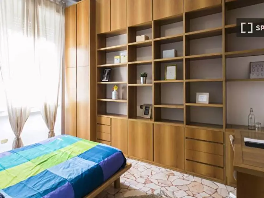 Immagine 6 di Camera condivisa in affitto  in Viale Edoardo Jenner a Milano