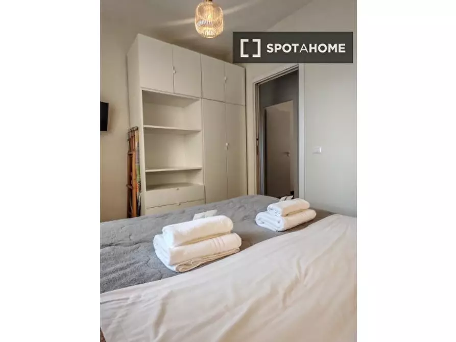 Immagine 4 di Appartamento in affitto  in Via Cairano a Roma