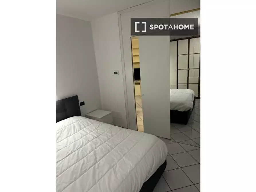 Immagine 9 di Appartamento in affitto  in Via Emilia Ponente a Bologna