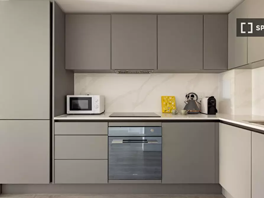 Immagine 9 di Appartamento in affitto  in Harlequin Ave a Hounslow
