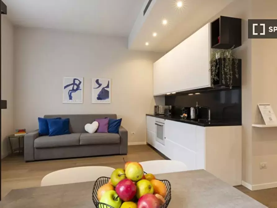 Immagine 9 di Appartamento in affitto  in Via della Moscova a Milano