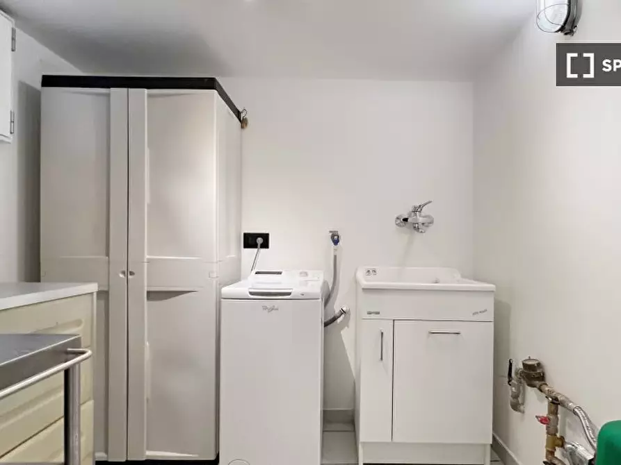 Immagine 11 di Appartamento in affitto  in Via Santo Stefano a Bologna