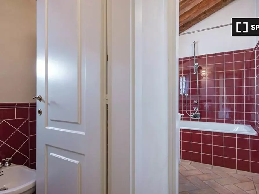 Immagine 11 di Appartamento in affitto  in Via della Vigna Nuova a Firenze