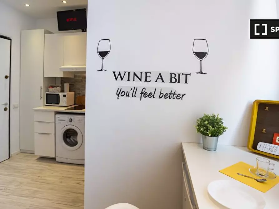 Immagine 2 di Ufficio in affitto  in Via Guido Guinizelli a Milano