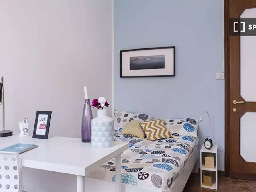 Immagine 3 di Camera condivisa in affitto  in Viale Giovanni Vicini a Bologna