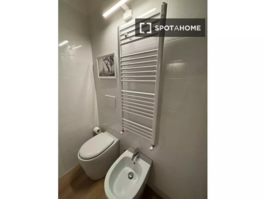 Immagine 16 di Appartamento in affitto  in Via Giulio e Corrado Venini a Milano