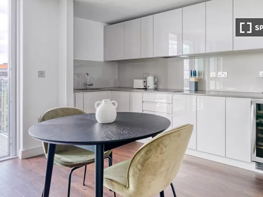 Immagine 5 di Appartamento in affitto  in Wandsworth Rd a Lambeth
