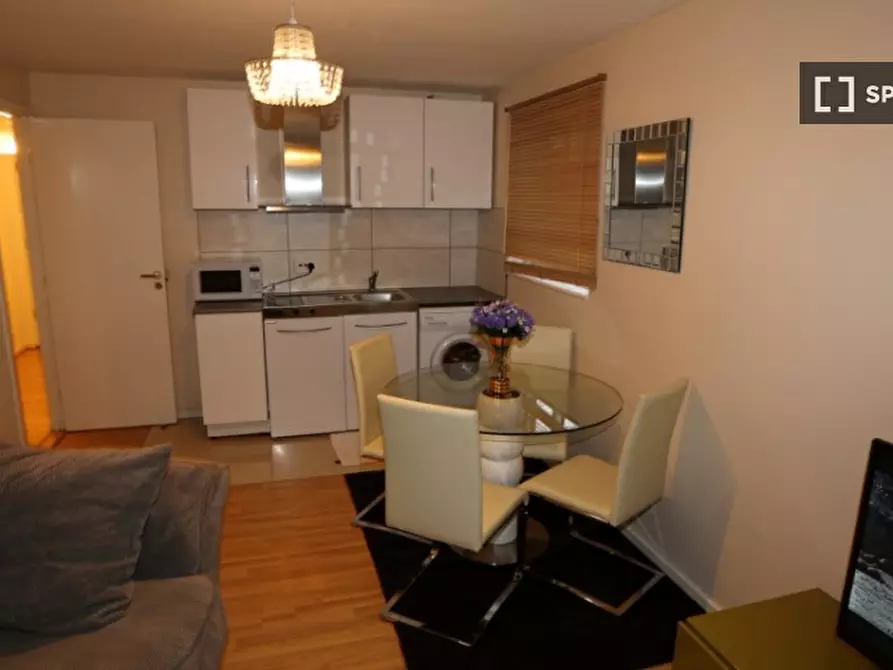 Immagine 3 di Appartamento in affitto  in Eastgate Close a Eltham