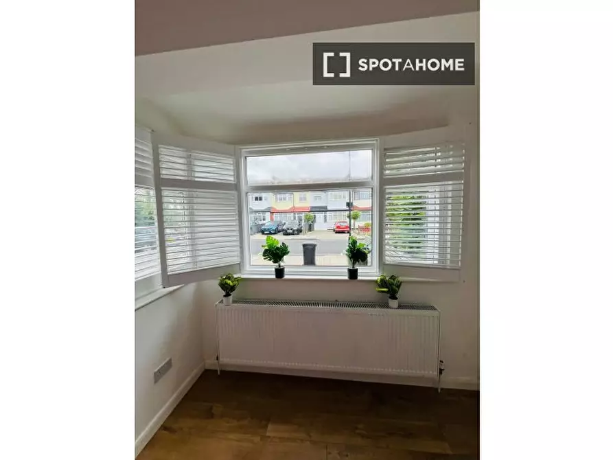 Immagine 16 di Camera condivisa in affitto  in Woodmansterne Road a Lambeth