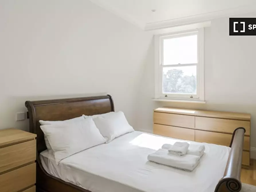 Immagine 4 di Appartamento in affitto  in flat a Hammersmith