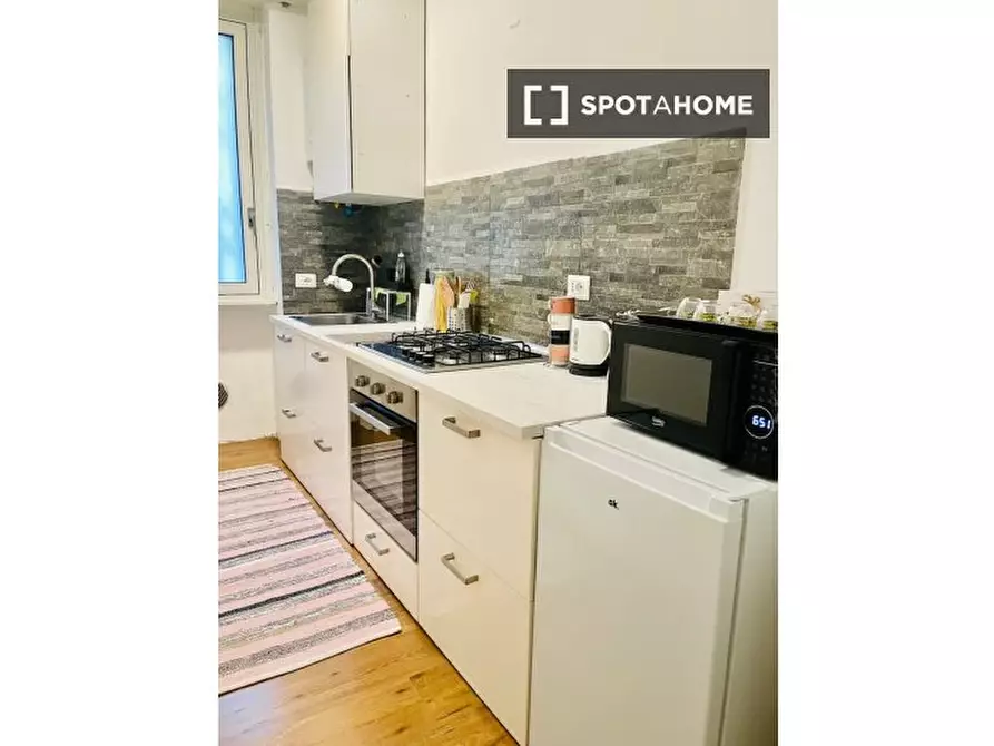 Immagine 11 di Appartamento in affitto  in Via Gattamelata a Milano