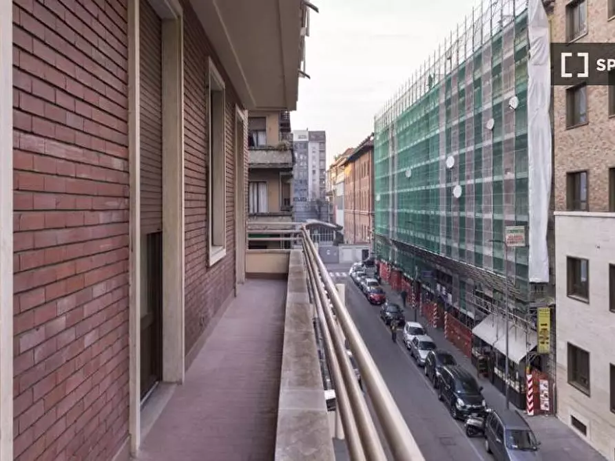 Immagine 16 di Camera condivisa in affitto  in Via Giulio Tarra a Milano