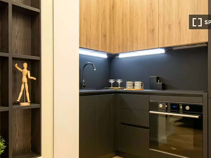 Immagine 10 di Appartamento in affitto  in Via Camillo Cavour a Firenze