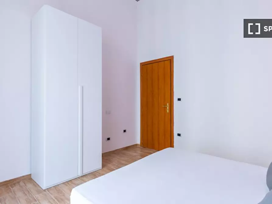 Immagine 15 di Appartamento in affitto  in Via Firenze a Napoli
