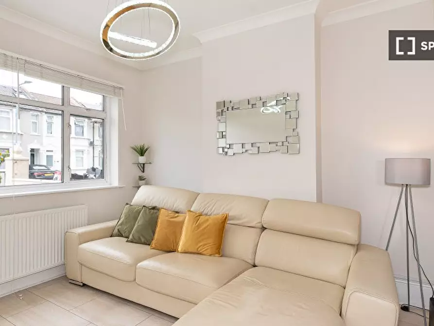 Immagine 6 di Appartamento in affitto  in Norman Rd a Ilford