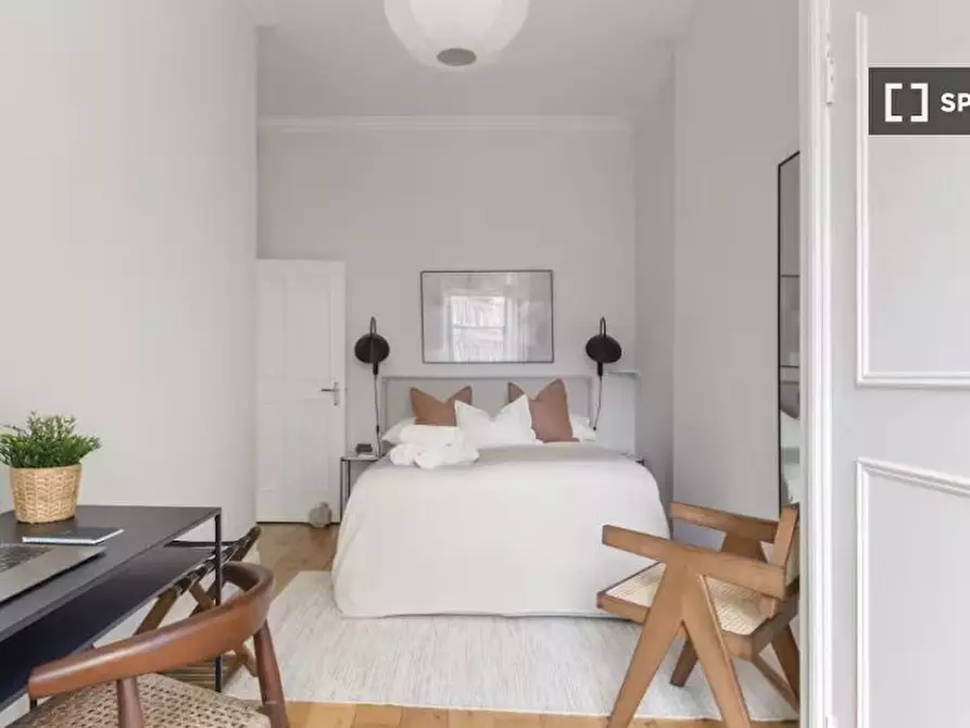 Immagine 4 di Appartamento in affitto  in flat a Kensington