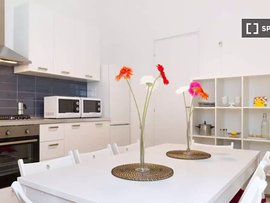 Immagine 15 di Camera condivisa in affitto  in Via Larga a Milano