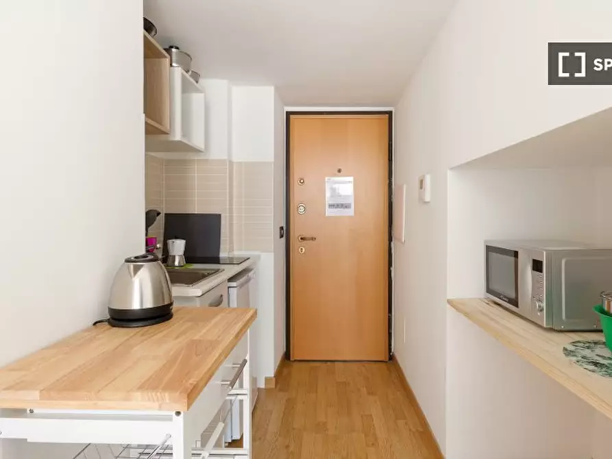 Immagine 12 di Ufficio in affitto  in Corso Magenta a Milano