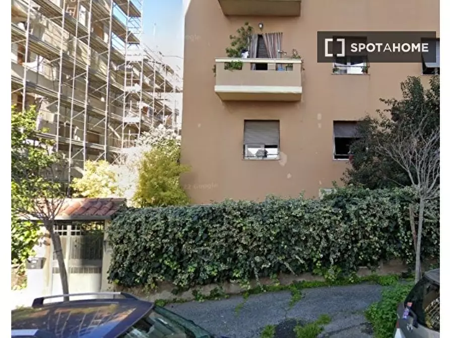 Immagine 9 di Camera condivisa in affitto  in Via di S. Castulo a Roma