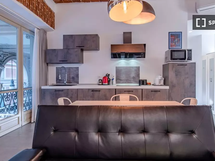 Immagine 14 di Appartamento in affitto  in Via Giuseppe Barbaroux a Torino