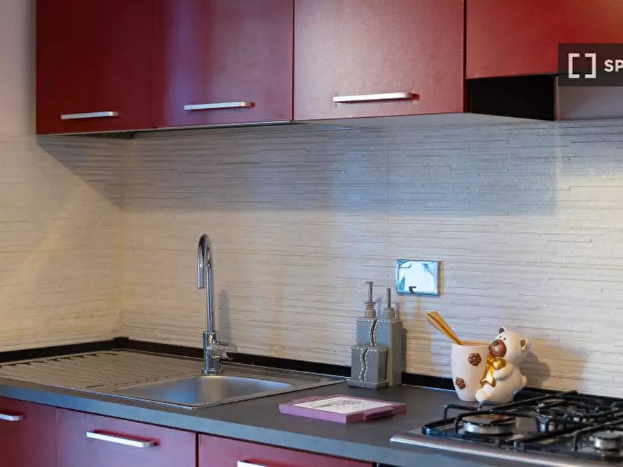 Immagine 15 di Appartamento in affitto  in Via Altavilla Irpina a Roma