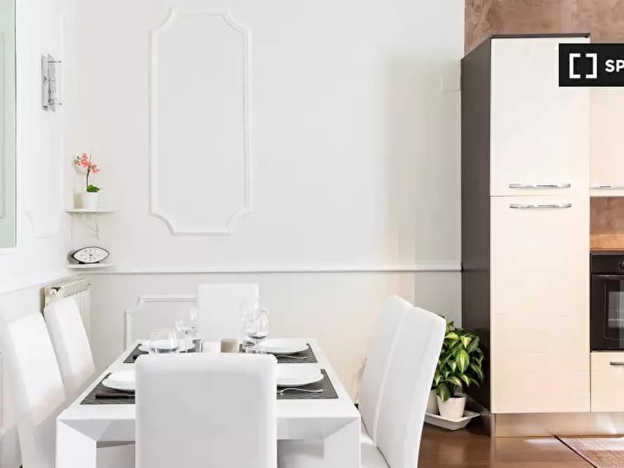 Immagine 16 di Appartamento in affitto  in Via del Gambero a Roma