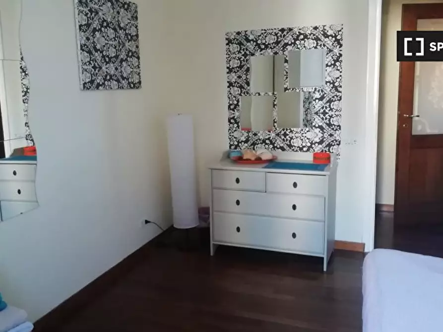 Immagine 2 di Camera condivisa in affitto  in Via Casilina a Roma