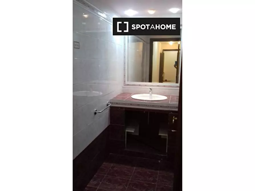 Immagine 8 di Appartamento in affitto  in Via Ettore Scandale a Roma