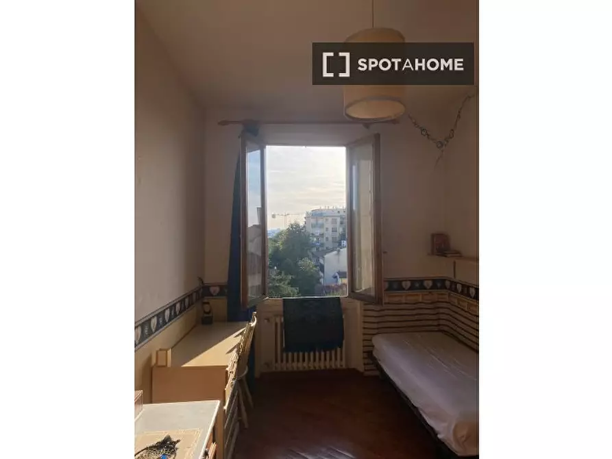 Immagine 2 di Camera condivisa in affitto  in Via del Lasca a Firenze