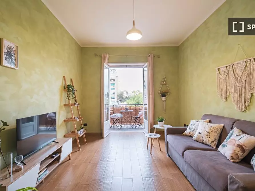 Immagine 1 di Appartamento in affitto  in Via Albert Einstein a Roma