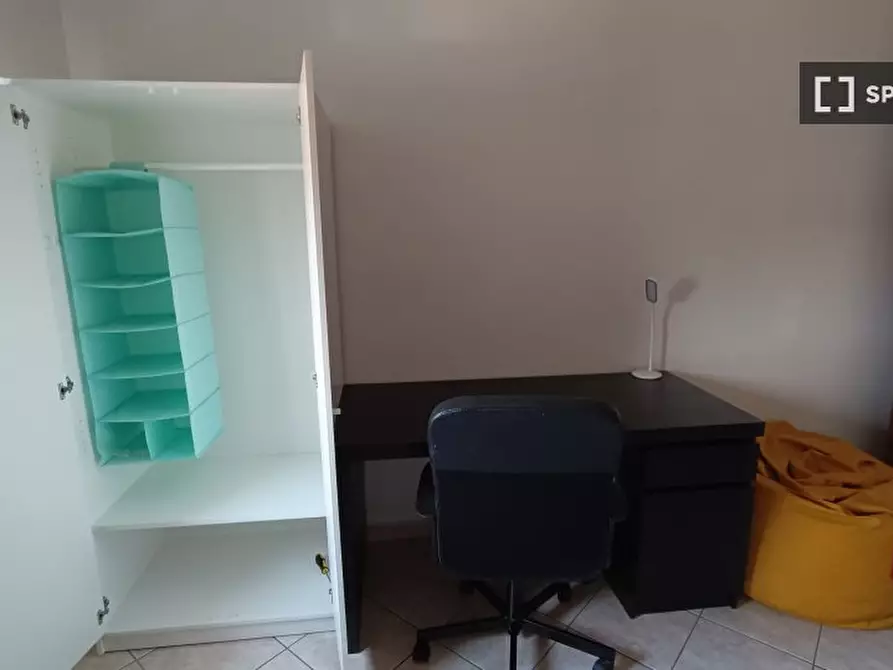 Immagine 2 di Camera condivisa in affitto  in Via Lombardia a Pioltello