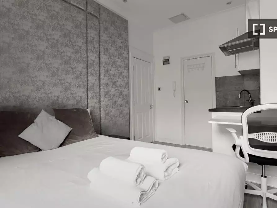 Immagine 10 di Ufficio in affitto  in Flat a Paddington