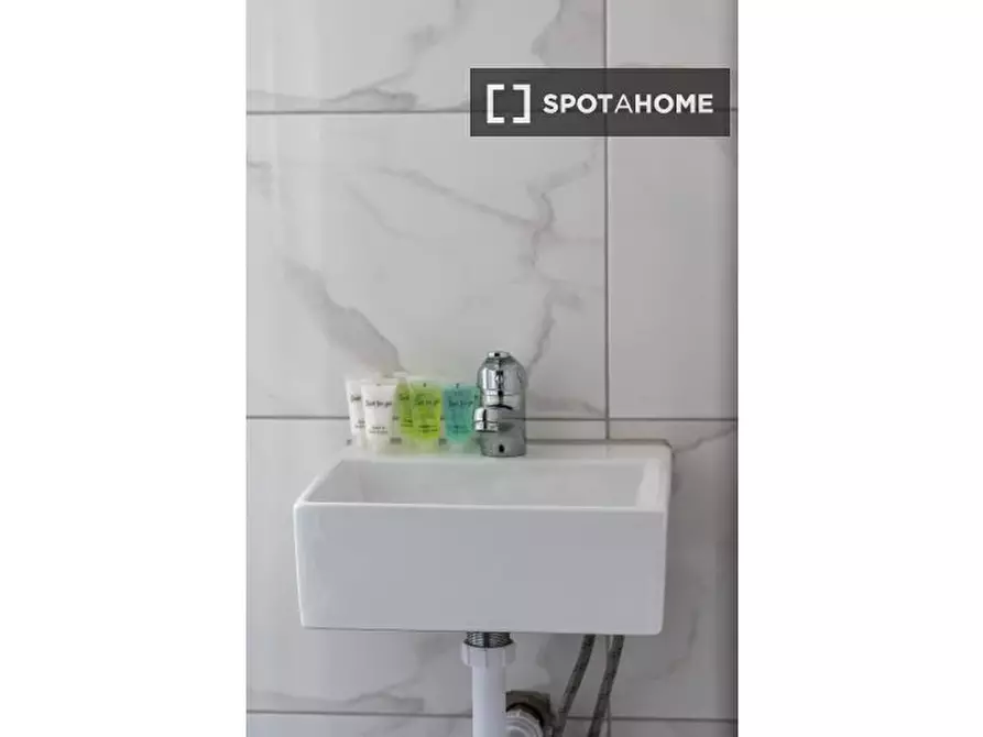 Immagine 14 di Ufficio in affitto  in flat b a Hackney